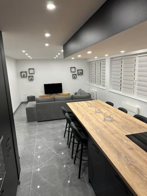 Appartement Lahoucine Boulogne-sur-Mer Exteriör bild