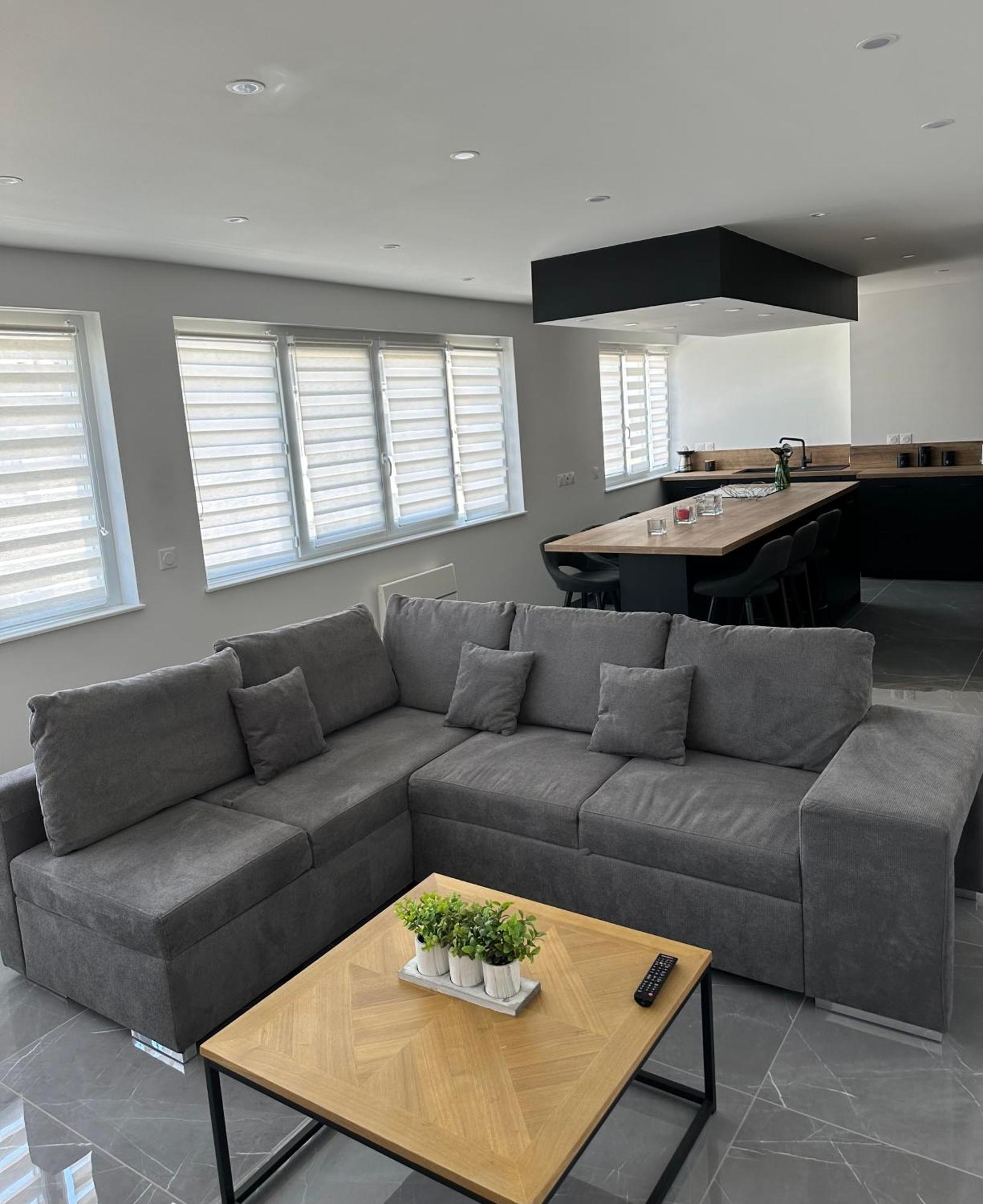 Appartement Lahoucine Boulogne-sur-Mer Exteriör bild